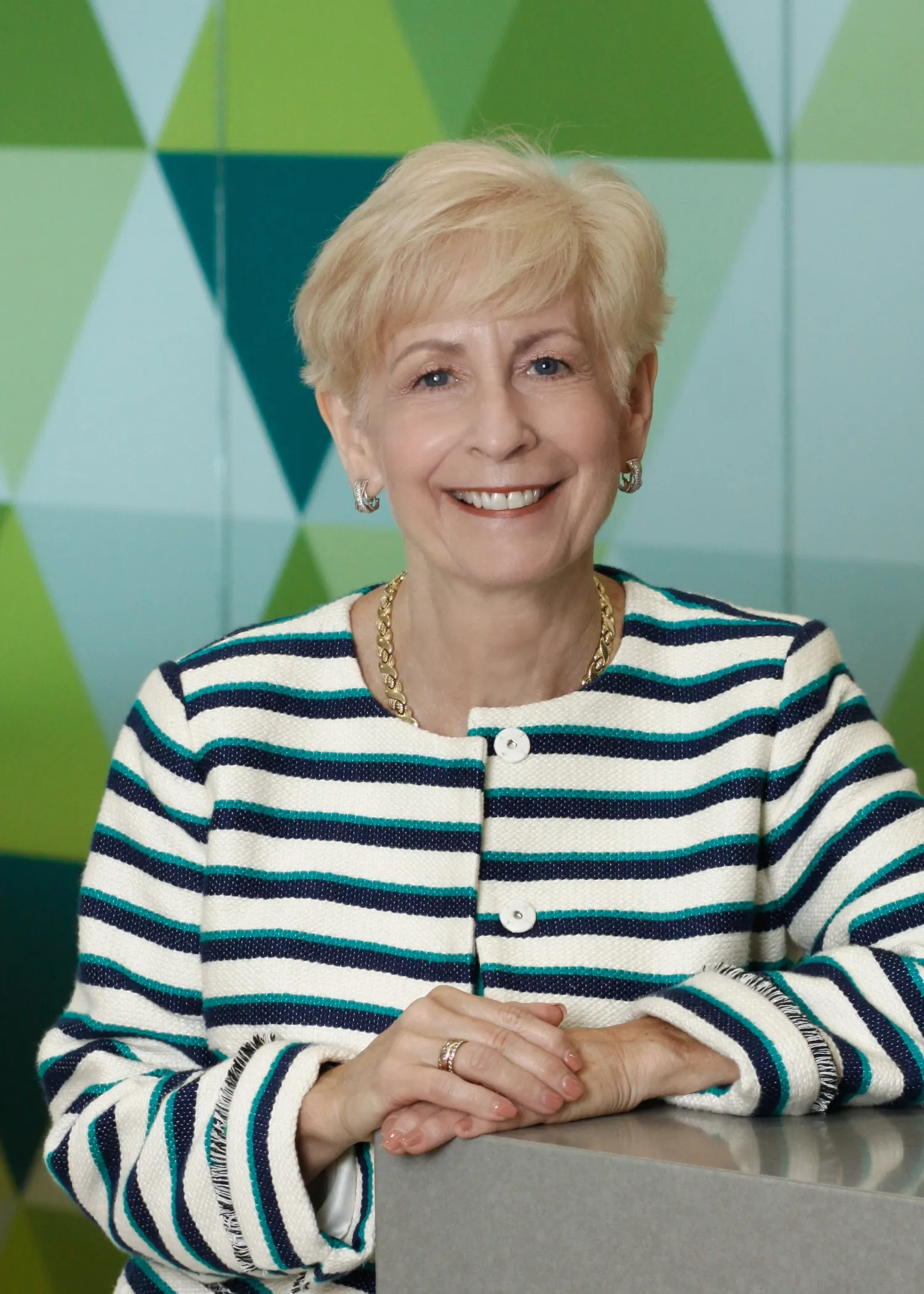 Ashost.Eu'S Ceo Harper Evingson: A Leadership Profile - vap13kt
